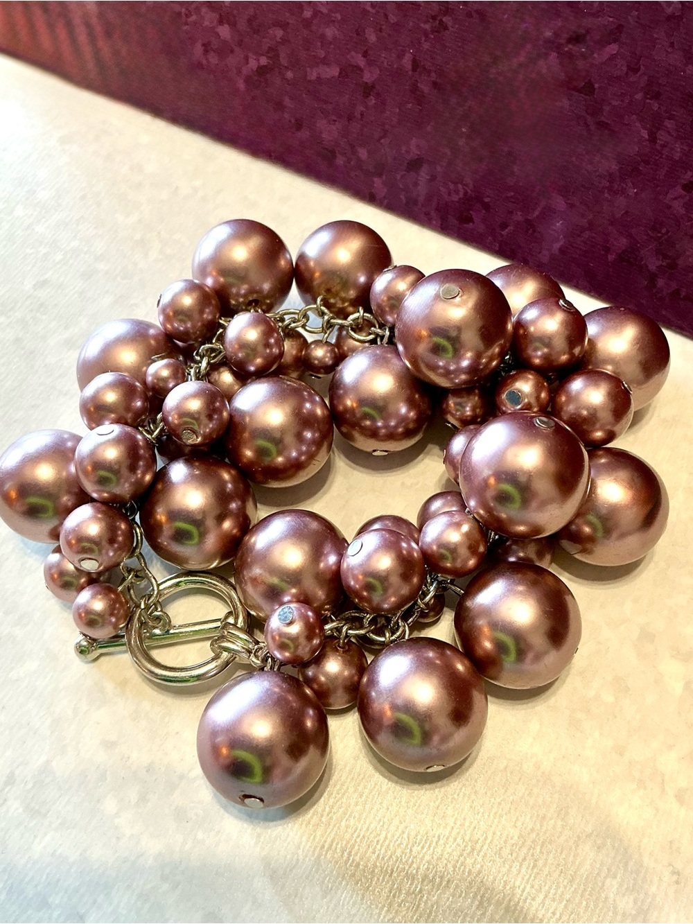 Vintage Pearlescent Mauve Chunky Bead Bracelet Charm Cha Cha Dangle MCM SZ 6.75 - Picture 4 of 8